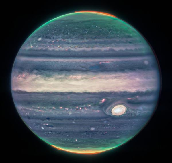 Сильнее ураганов на Земле: James Webb заметил на Юпитере реактивный поток