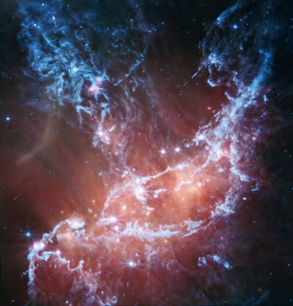 Звездный роддом в соседней галактике: James Webb сфотографировал туманность NGC 346